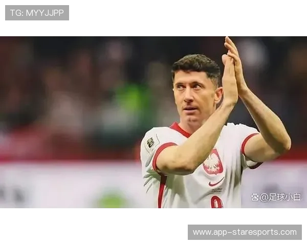 波兰足球二号球星是谁 他在球队中的作用与影响力解析